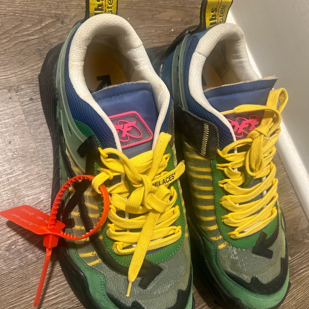 Off White Sneakers
